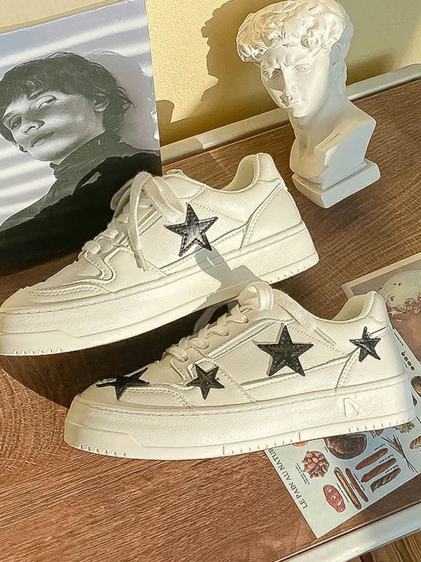 Contrasting Stars Flat Sneaker-3