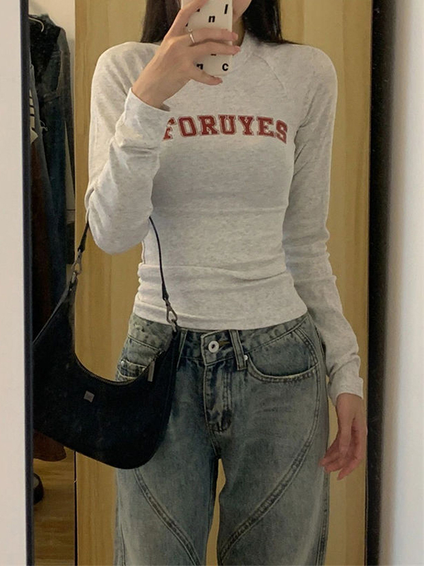 Letter Print Slim Long Sleeve Knit-3